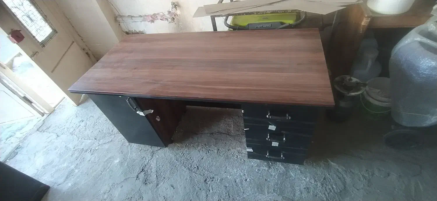 میز اداری|دفتر کار|سنندج, |دیوار