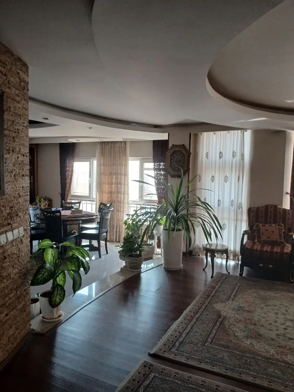 آپارتمان ۳۰۰ متری جهانشهر تک واحدی فول|فروش آپارتمان|کرج, جهان‌شهر|دیوار