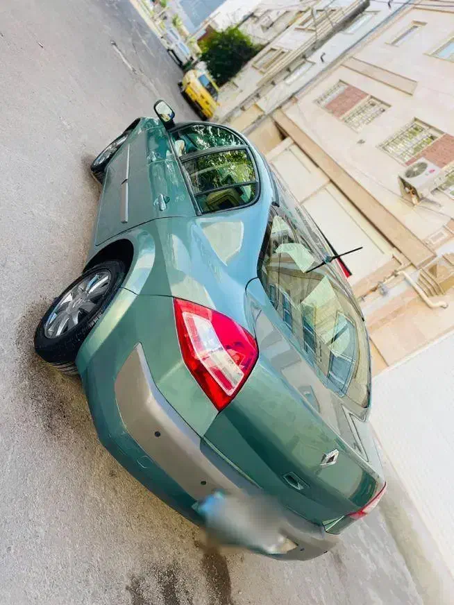 مگان ۸۹ دنده اتوماتیک|خودرو سواری و وانت|رشت, رشتیان|دیوار