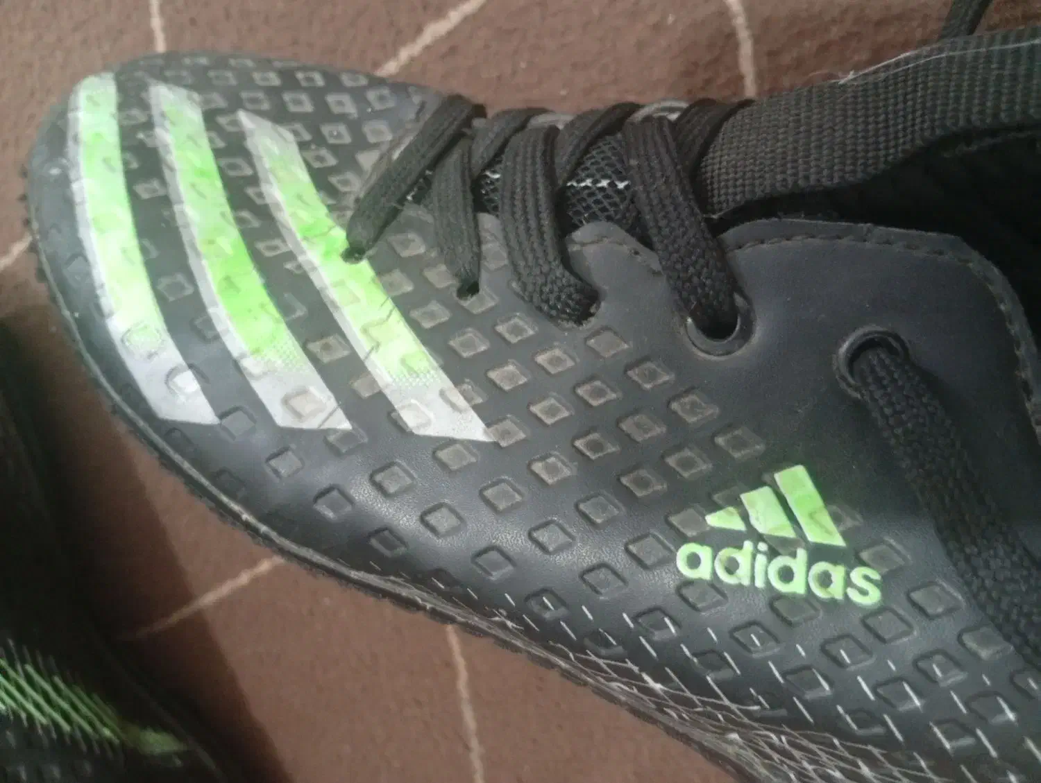 کفش ورزشی استوک دار|کیف، کفش، کمربند|شوشتر, |دیوار