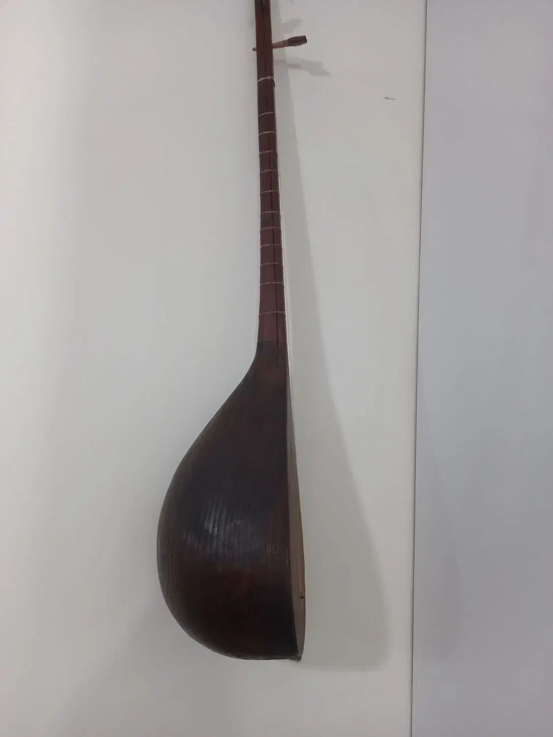 دوتار مخصوص گرمانج های خراسان شمالی|سازهای سنتی|مشهد, رده|دیوار