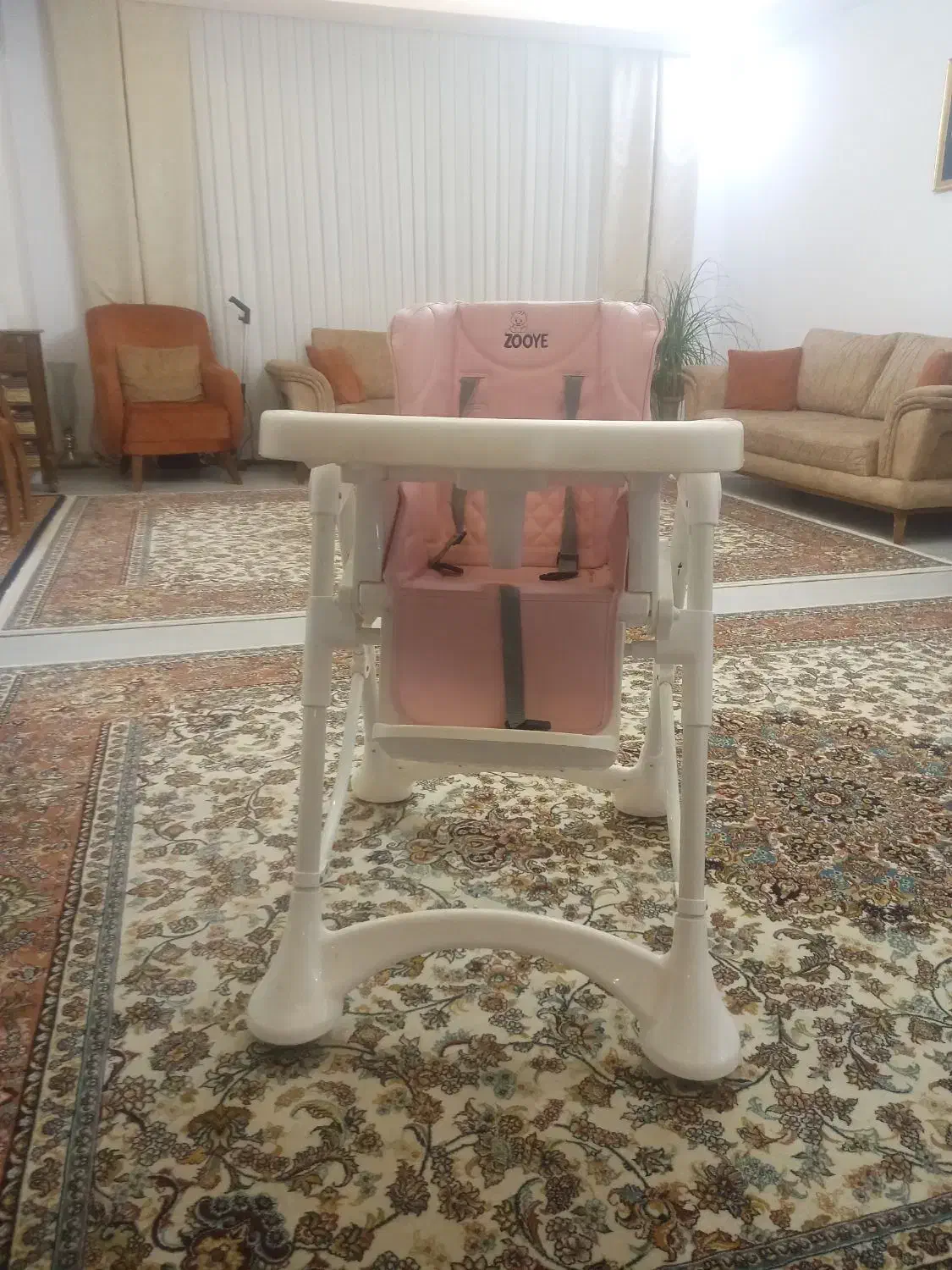 صندلی غذای کودک|تخت و صندلی بچه|نیشابور, پاستور|دیوار