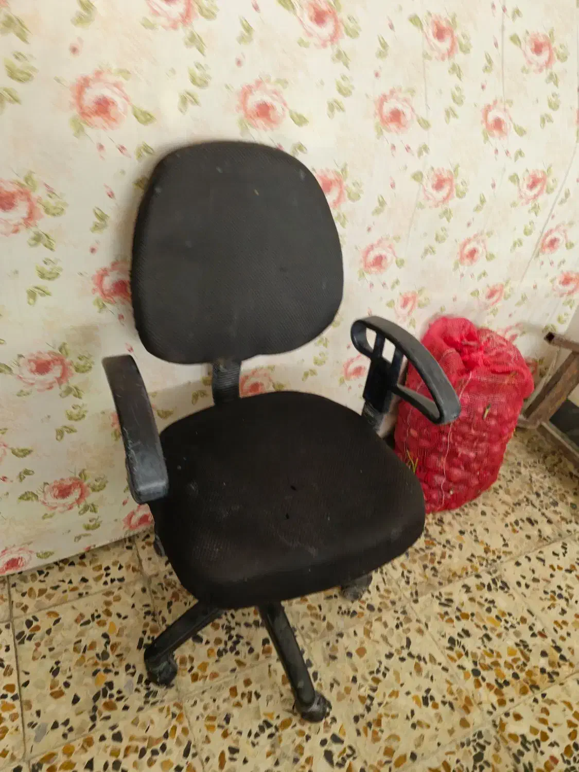 صندلی چرخ دار|صندلی و نیمکت|بوکان, |دیوار