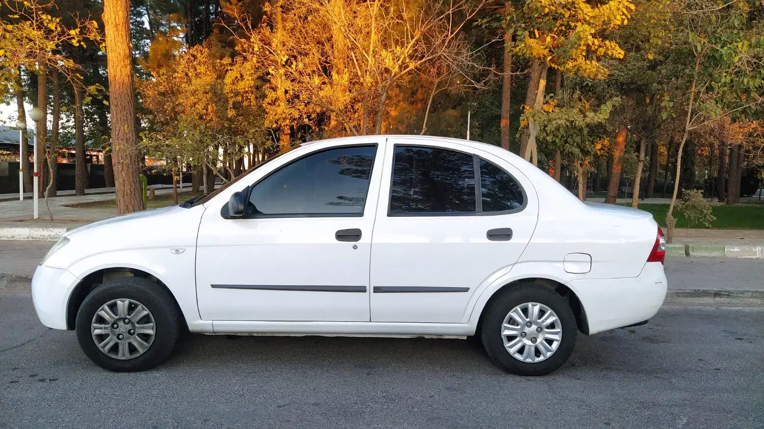 تیبا مدل 99|خودرو سواری و وانت|قائن, |دیوار