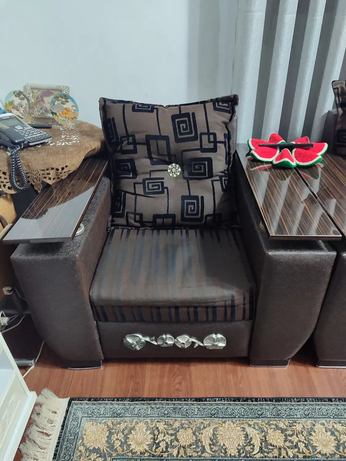 مبل کارکرده|مبلمان خانگی و میز عسلی|رشت, پاره بیجار|دیوار