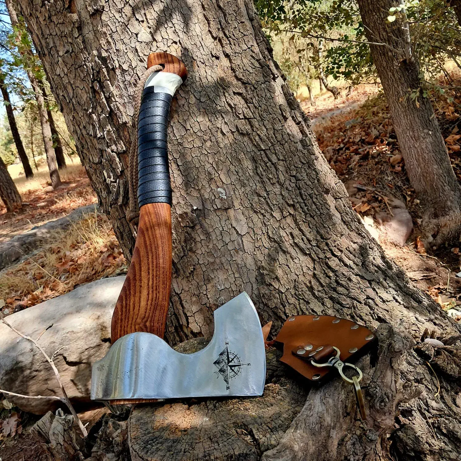 تبر برند ارسلان مدل T5 کاربردی و زیبا|کوهنوردی و کمپینگ|تهران, جنتآباد مرکزی|دیوار