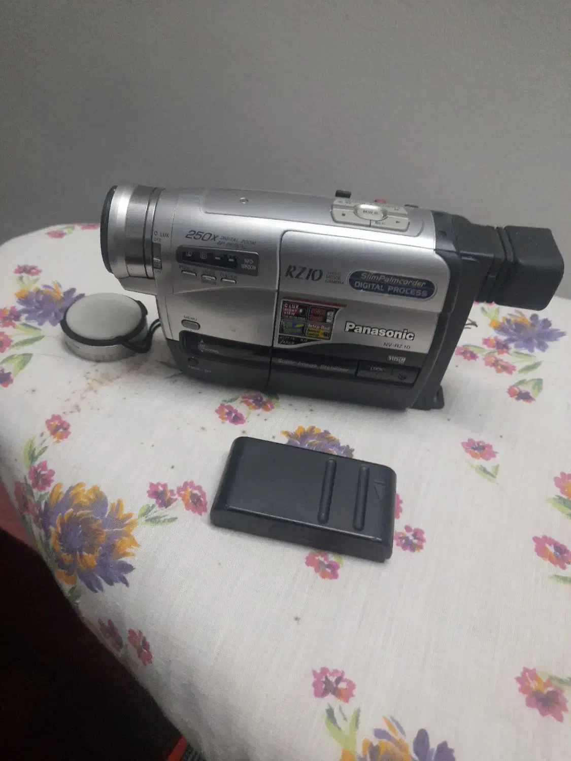 دوربین فیلم بردای عکاسی|دوربین عکاسی و فیلم‌برداری|تهران, مینی‌سیتی (شهرک نفت)|دیوار