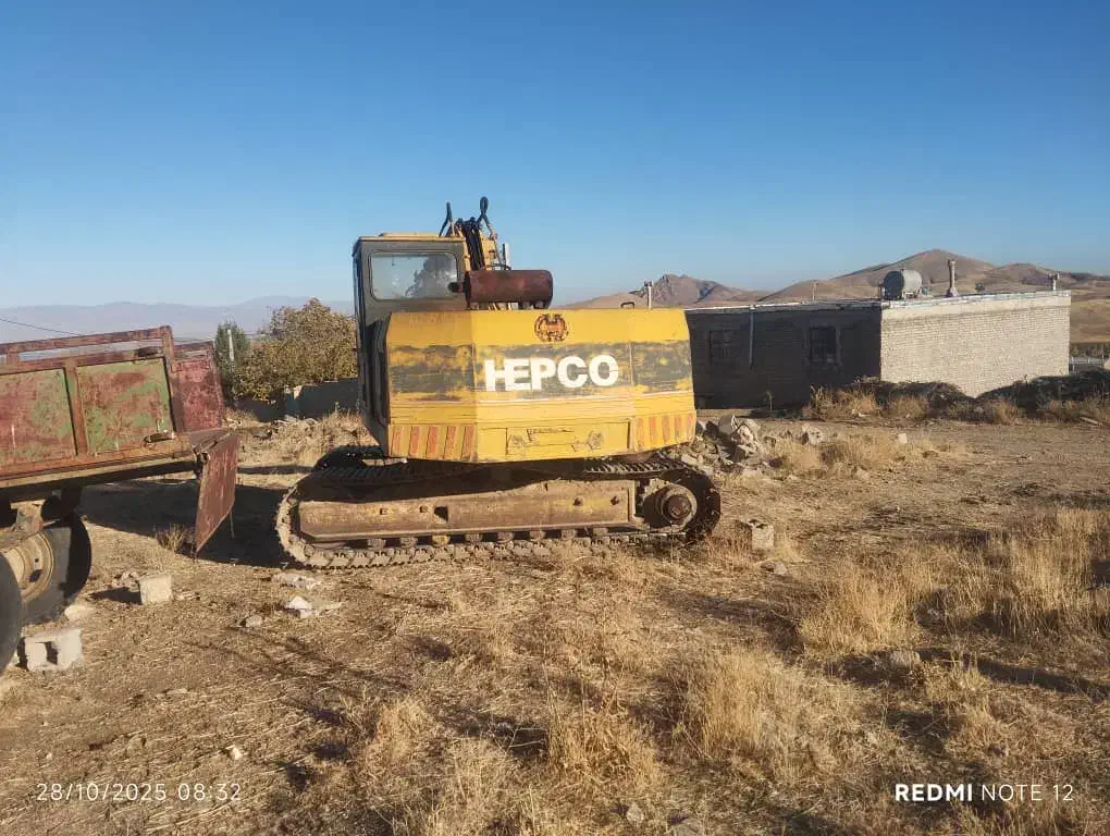 بیل مکانیکی زنجیری H100|خودرو سنگین|صومای برادوست, |دیوار