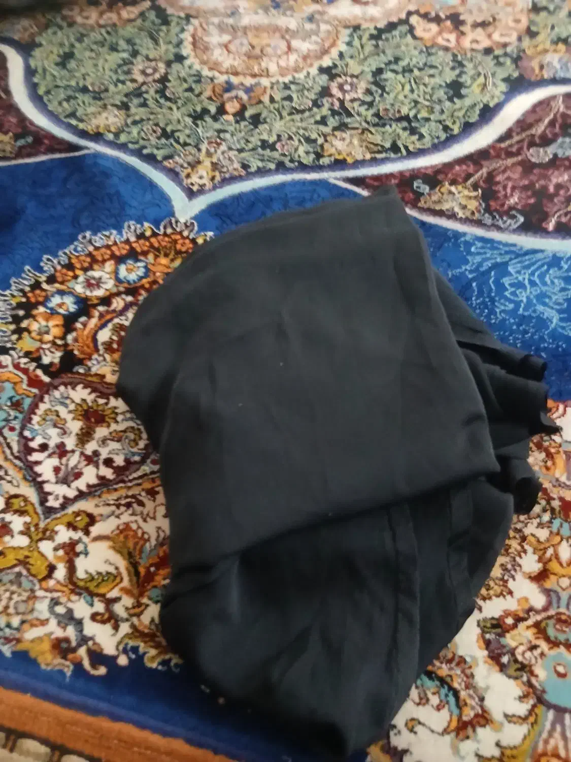 دوتا چادرساده|لباس|قم, شهر قائم|دیوار