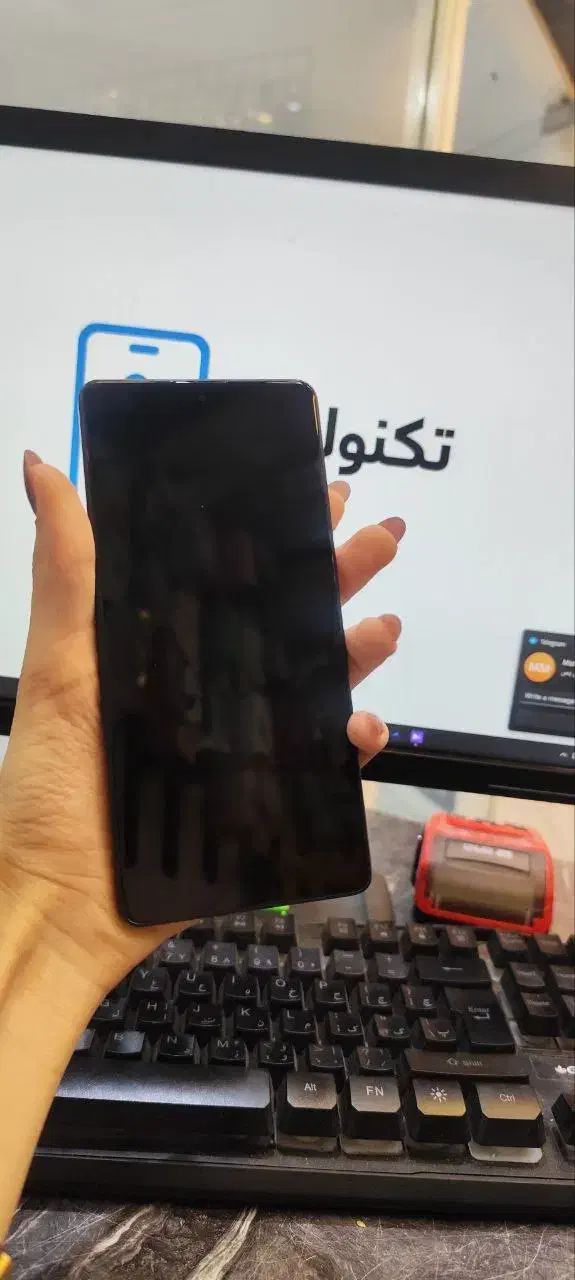 گوشی شیاومی poco f5 با حافظه 256|موبایل|اصفهان, باغ زرشک|دیوار
