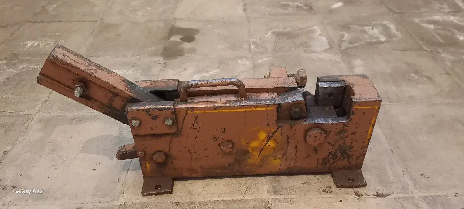 قیچی ارماتور بندی در حد نو جنس قدیمی|ابزارآلات|بردسیر, |دیوار