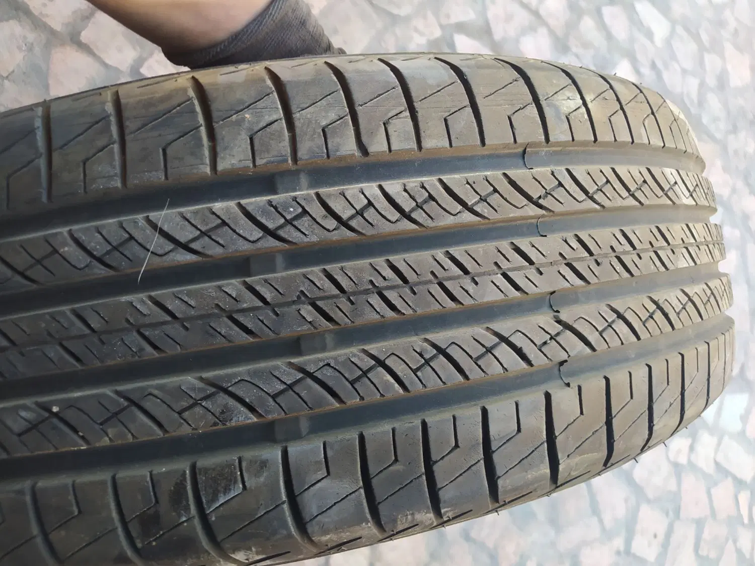لاستیک 90 درصد 225/65r17 نو و سالم|قطعات یدکی و لوازم جانبی|تهران, دولتآباد|دیوار