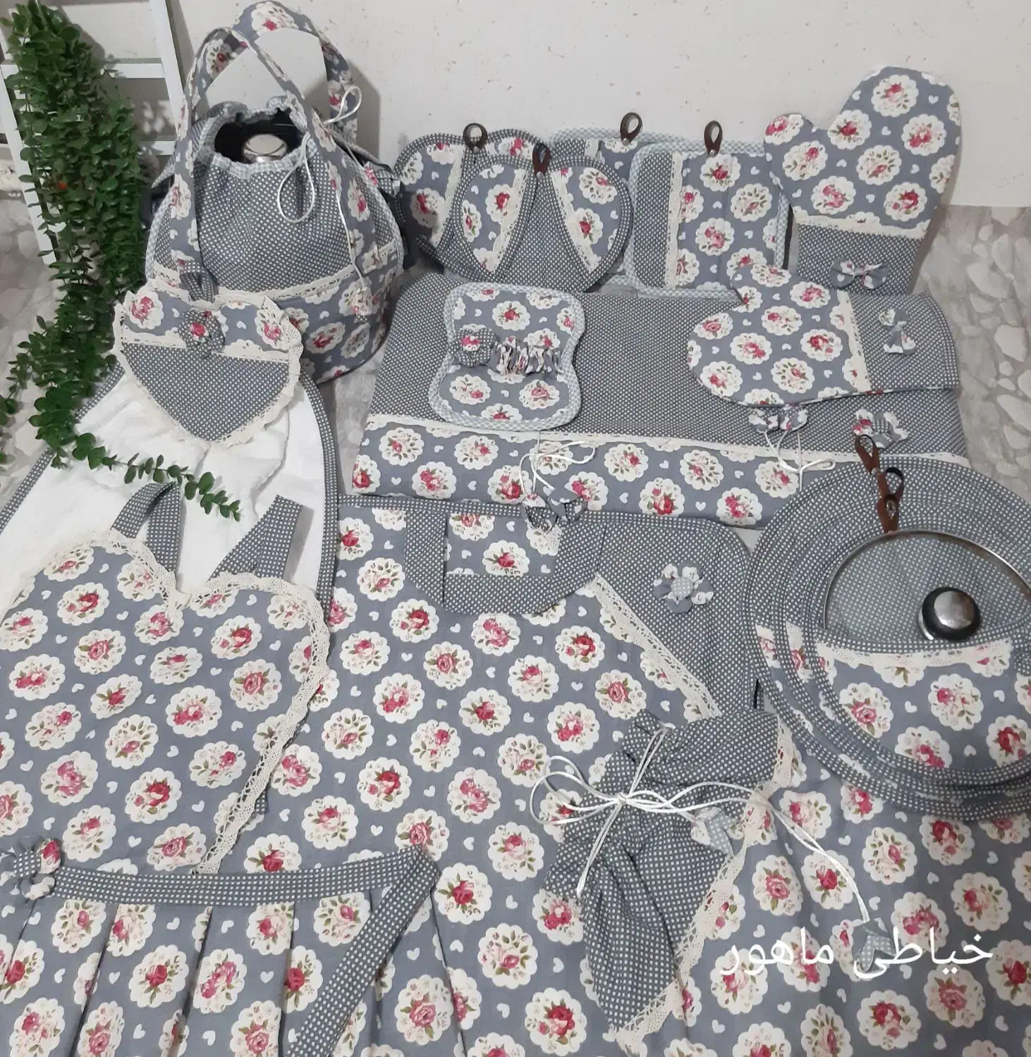 سرویس‌ آشپزخانه‌ نخ نواز|سفره، حوله، دستمال آشپزخانه|نورآباد, |دیوار