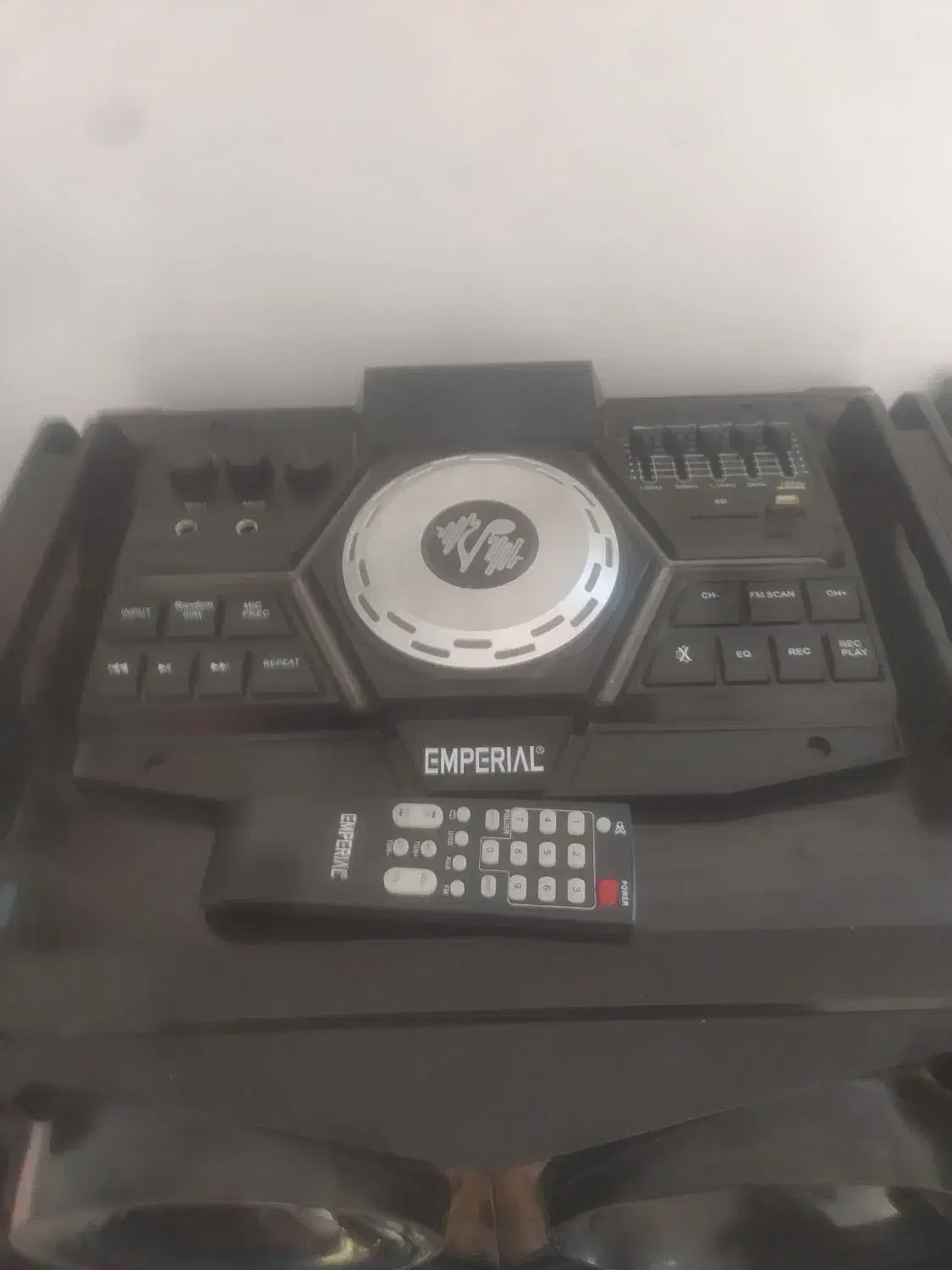 باند تمیز به دلیل نیاز مالی میفروشم شکستگی یکمی|سیستم صوتی خانگی|تبریز, |دیوار