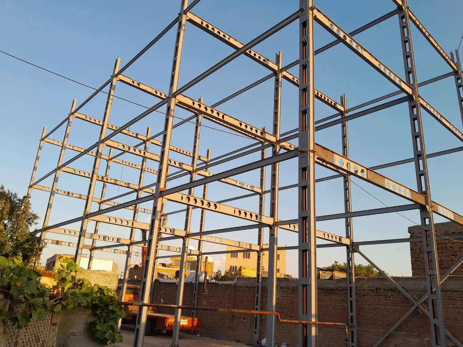 جوشکار سیار سوله وساختمان|خدمات پیشه و مهارت|تبریز, |دیوار