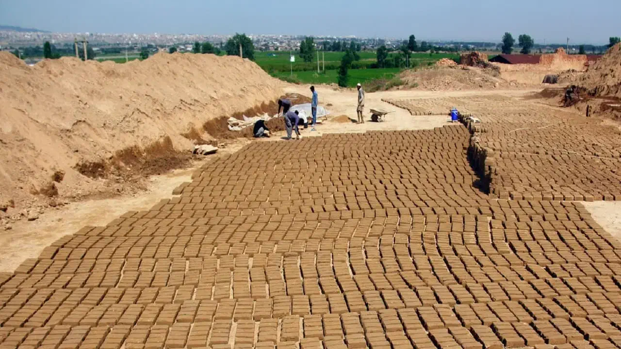 کارخانه آجر با تمامی امکانات قابل تهاتر و شرایط|فروش دفتر صنعتی، کشاورزی، تجاری|شهرضا, |دیوار