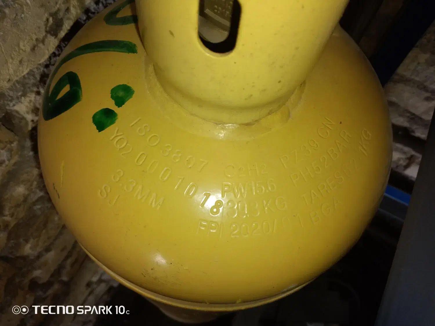 کپسول اکسیژن و استیلن|ابزارآلات|حمیدیا, |دیوار