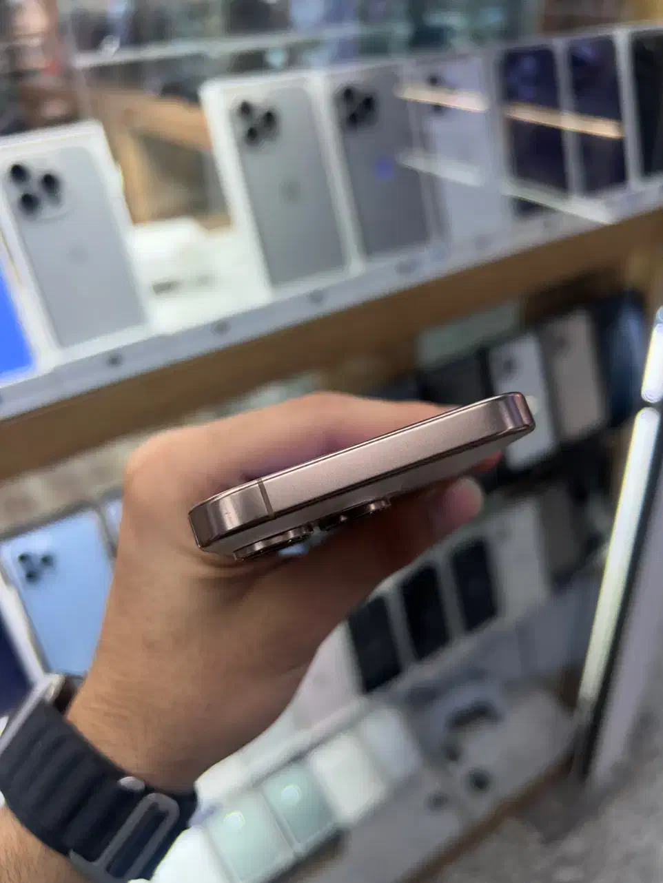 iphone 16 pro 512 رجیستر شده|موبایل|کرج, عظیمیه|دیوار