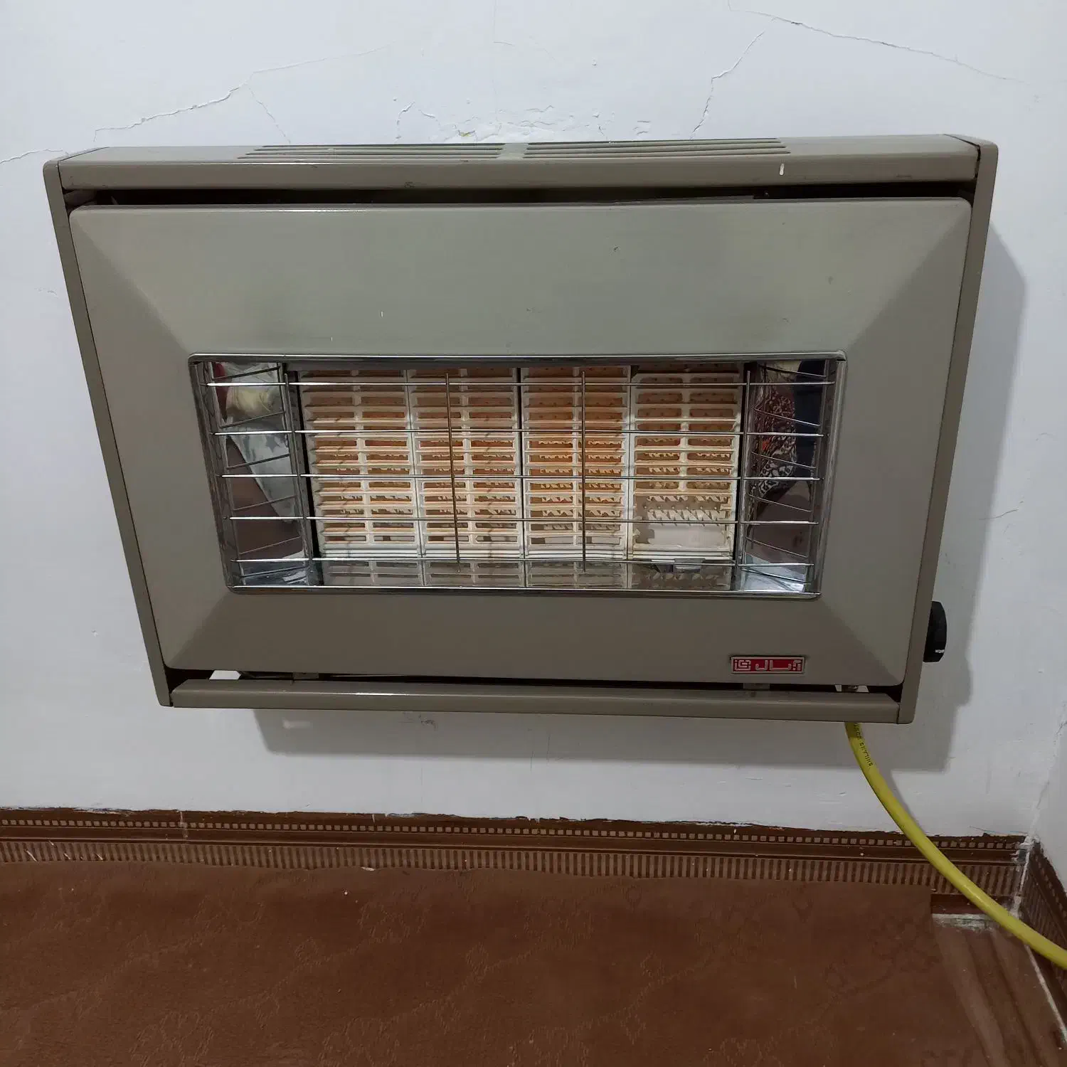 بخاری دیواری ابسال|بخاری، هیتر، شومینه|مرودشت, بیست متری بیمارستان|دیوار