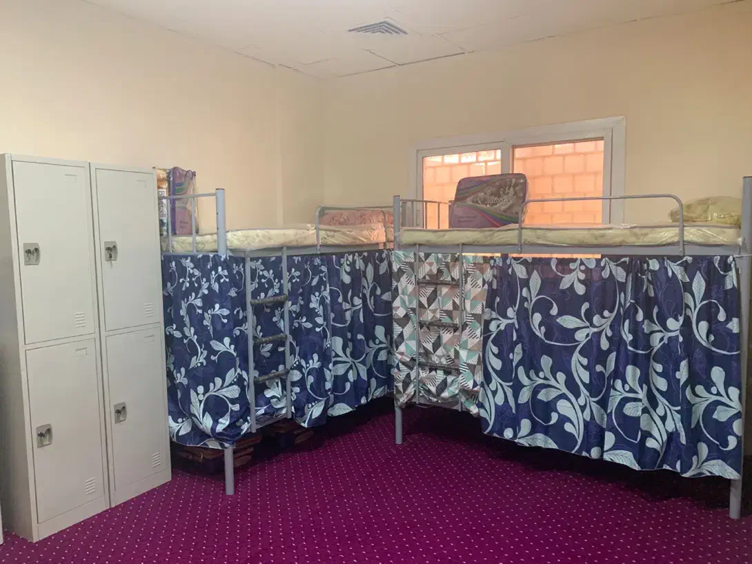 پانسیون آقایان ویژه ایرانی ها دبی( شارجه)|اجارهٔ کوتاهمدت آپارتمان و سوئیت|تهران, آبشار|دیوار