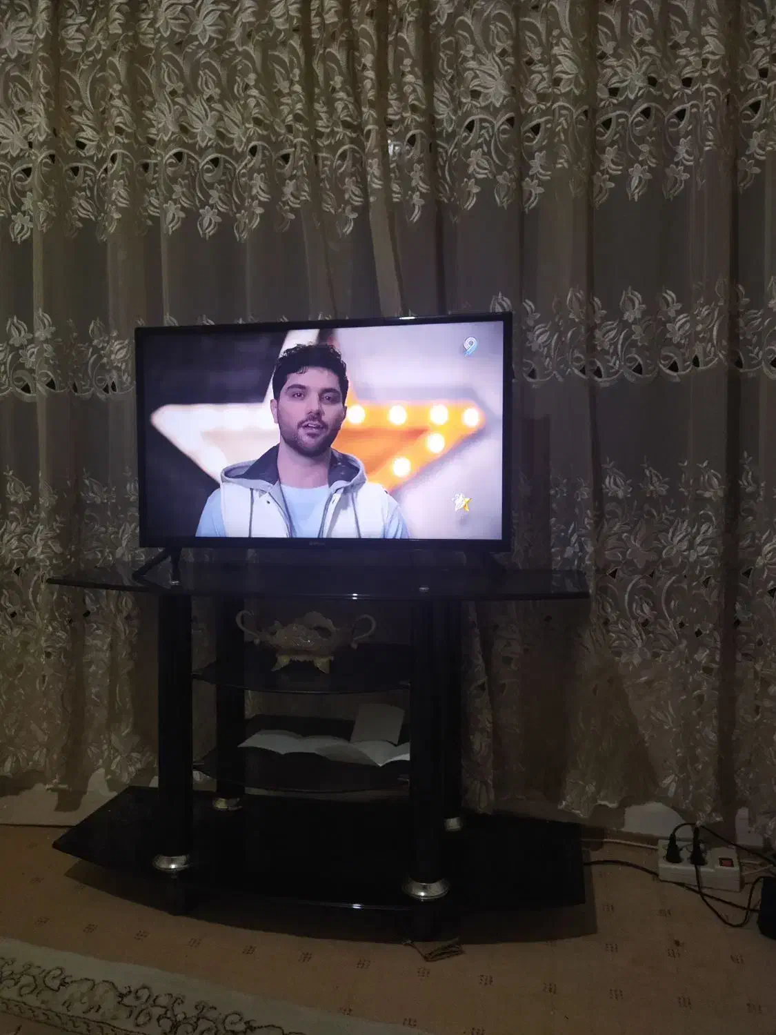 تلویزیون ۳۲|تلویزیون و پروژکتور|اردبیل, |دیوار