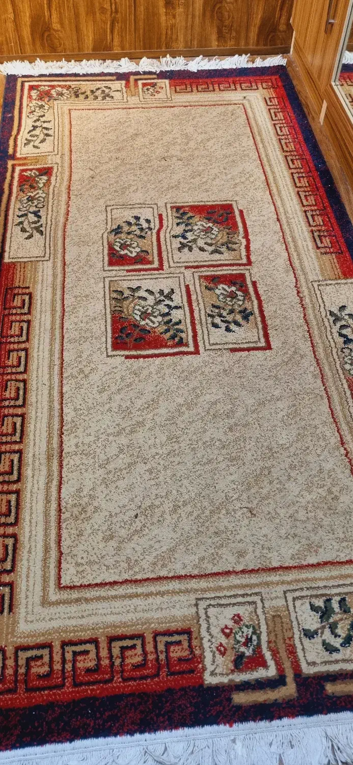 قالیچه و کناره فرش|فرش|شیراز, تاچارا|دیوار