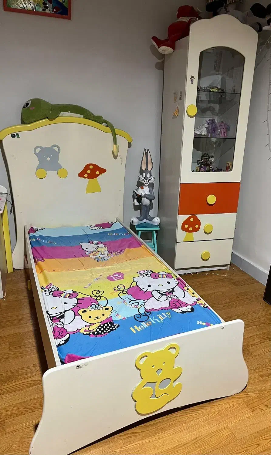 سرویس خواب کودک و نوجوان|تخت و سرویس خواب|کرج, اصفهانی‌ها|دیوار