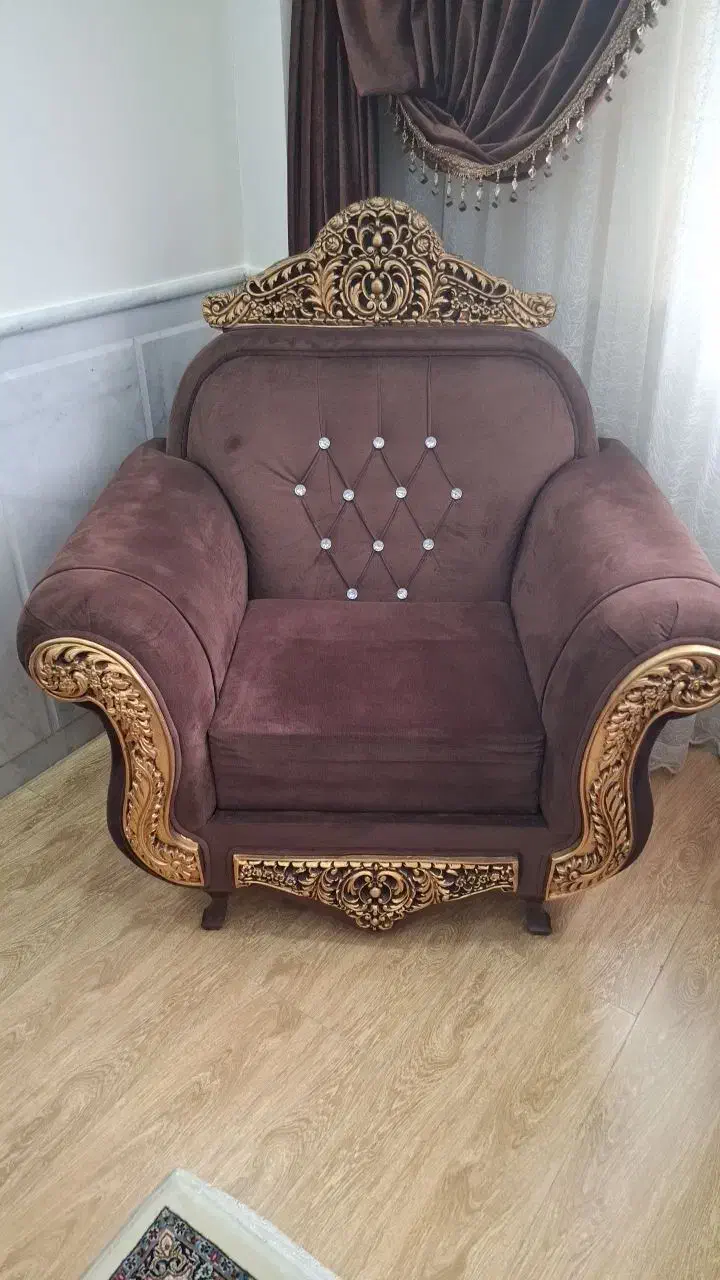 مبل راحتی ۱۰نفره|مبلمان خانگی و میز عسلی|نیشابور, کوی فرهنگیان|دیوار