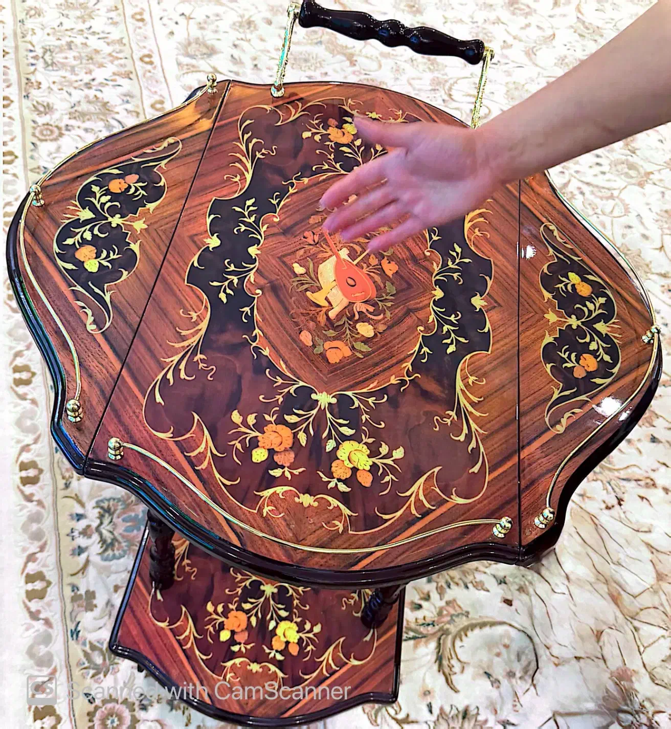 میز|مبلمان خانگی و میز عسلی|شیروان (خراسان), |دیوار