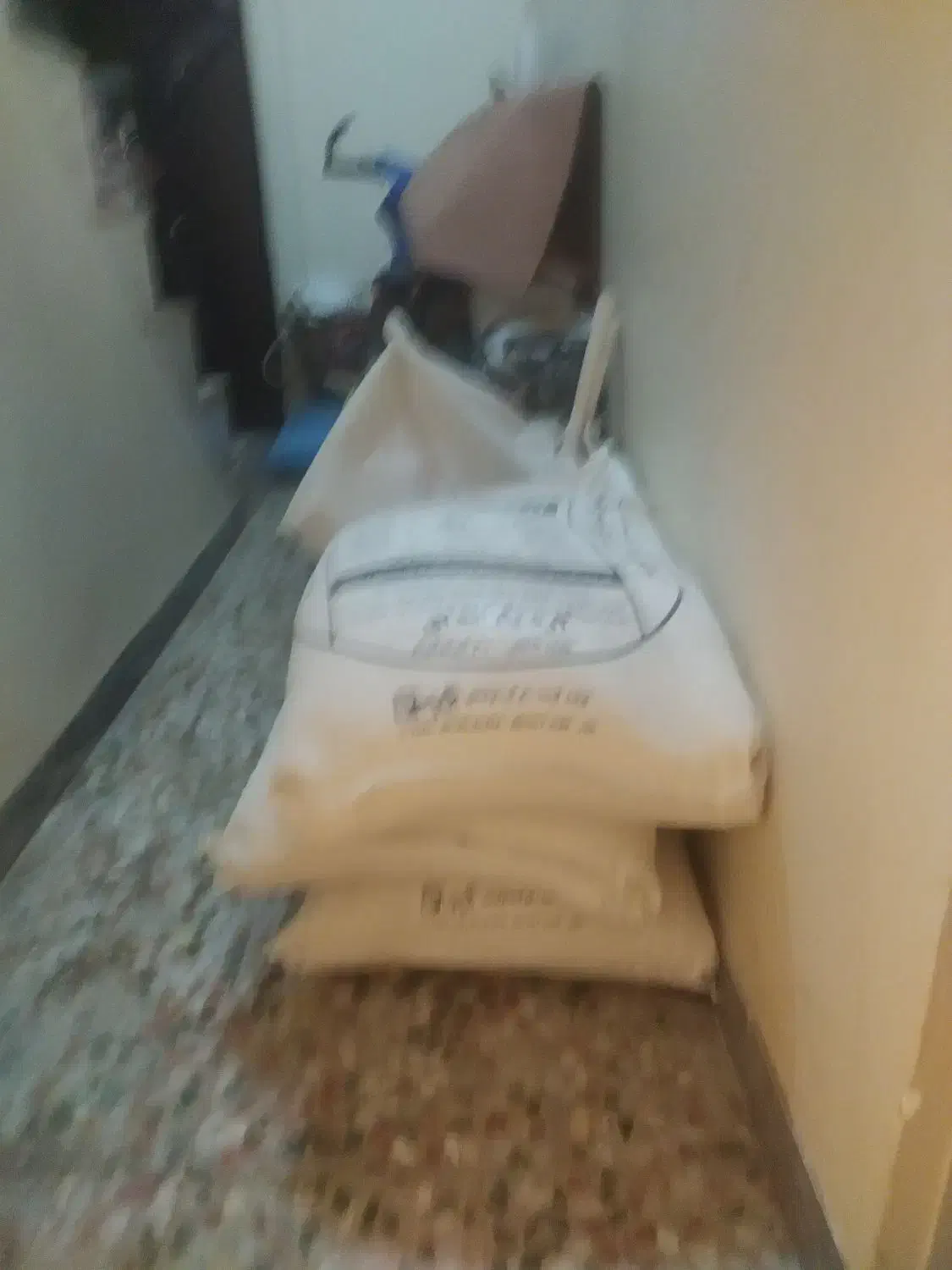 آرد|خوردنی و آشامیدنی|فرخشهر, |دیوار