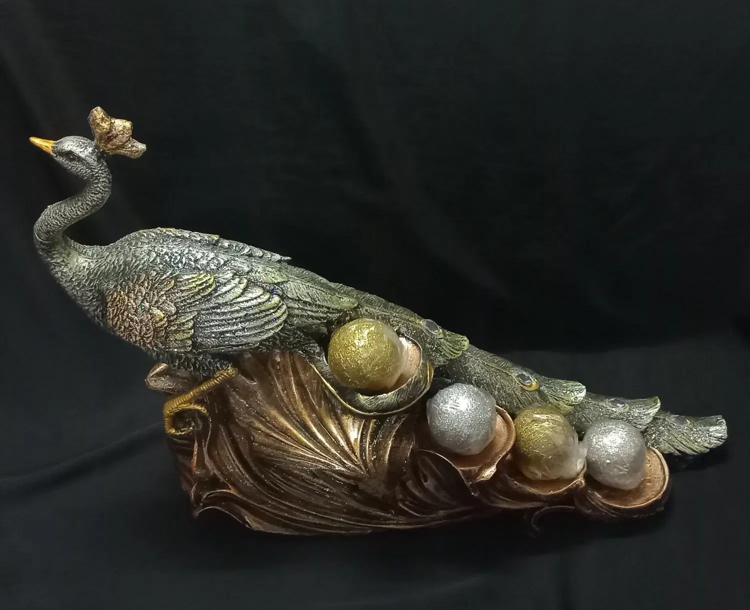 دکوری طاووس نو|مجسمه، تندیس، ماکت|قم, نخودی|دیوار