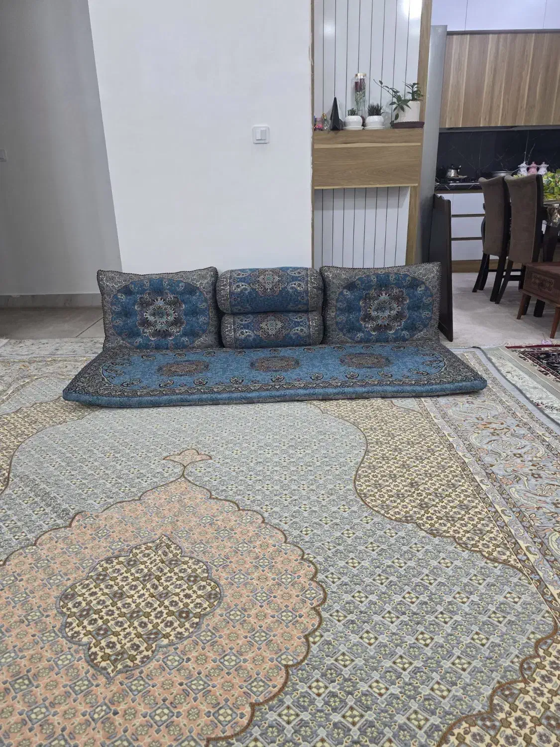 شاه نشین نوی نو|مبلمان خانگی و میز عسلی|بیرجند, |دیوار