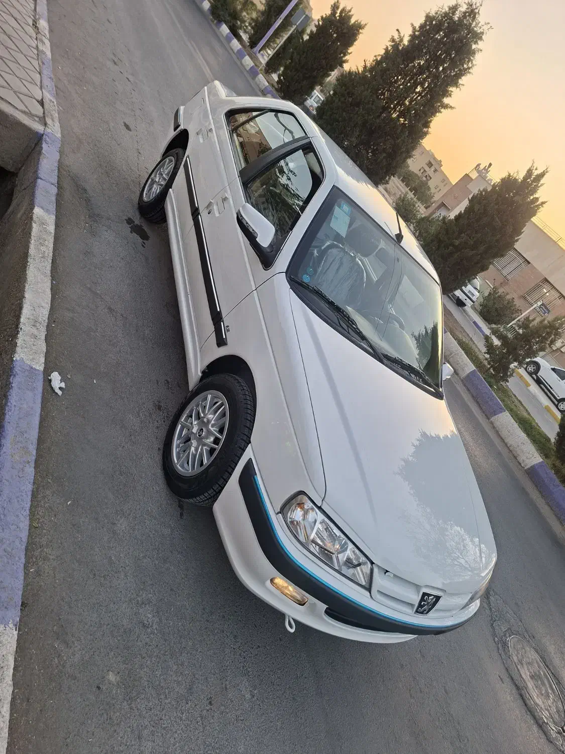 پژو پارس موتورtu5 مدل 1401|خودرو سواری و وانت|اصفهان, هزارجریب|دیوار