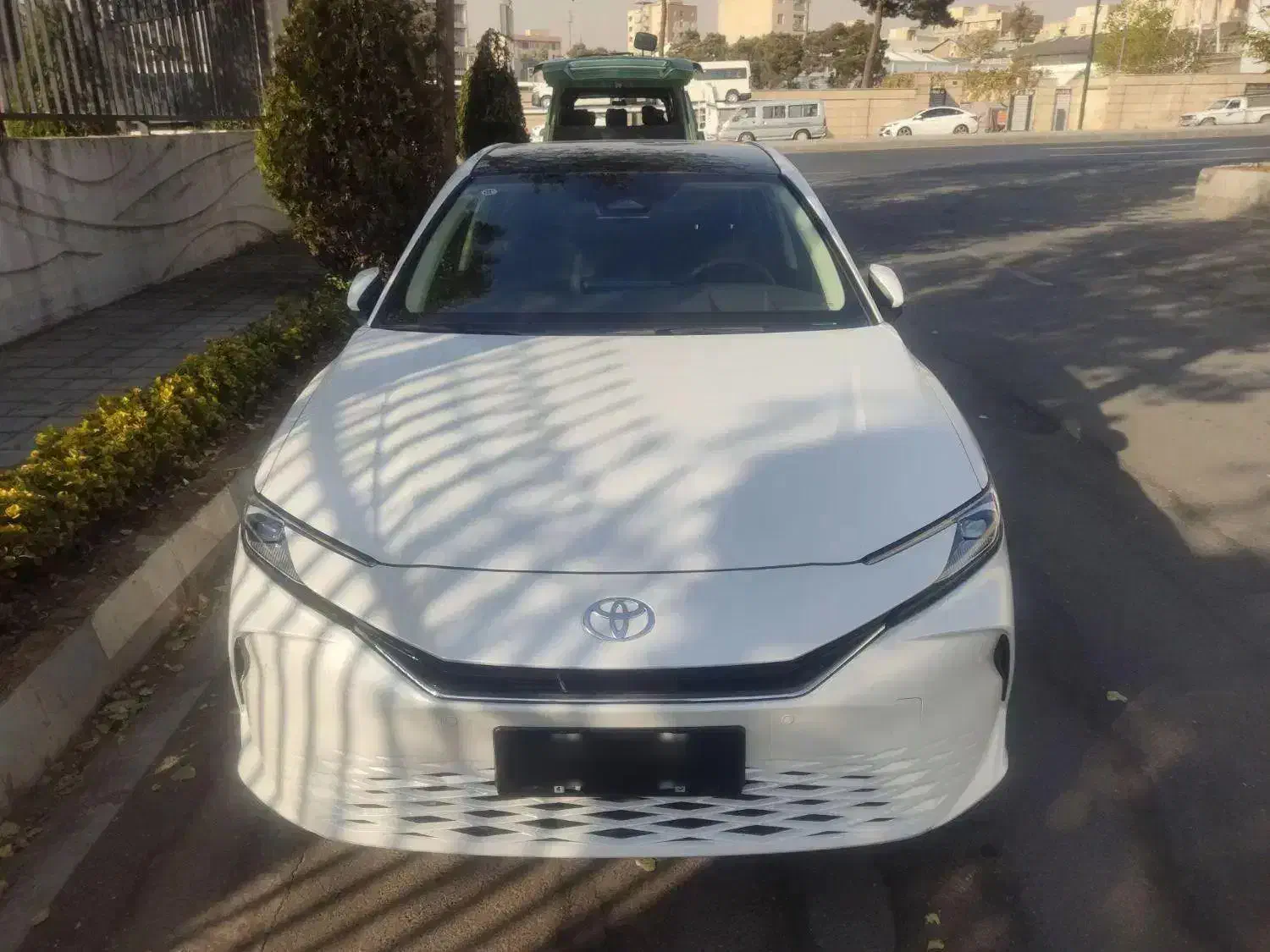 تویوتا کمری هیبرید ۲۰۲۵|خودرو سواری و وانت|کرمانشاه, |دیوار