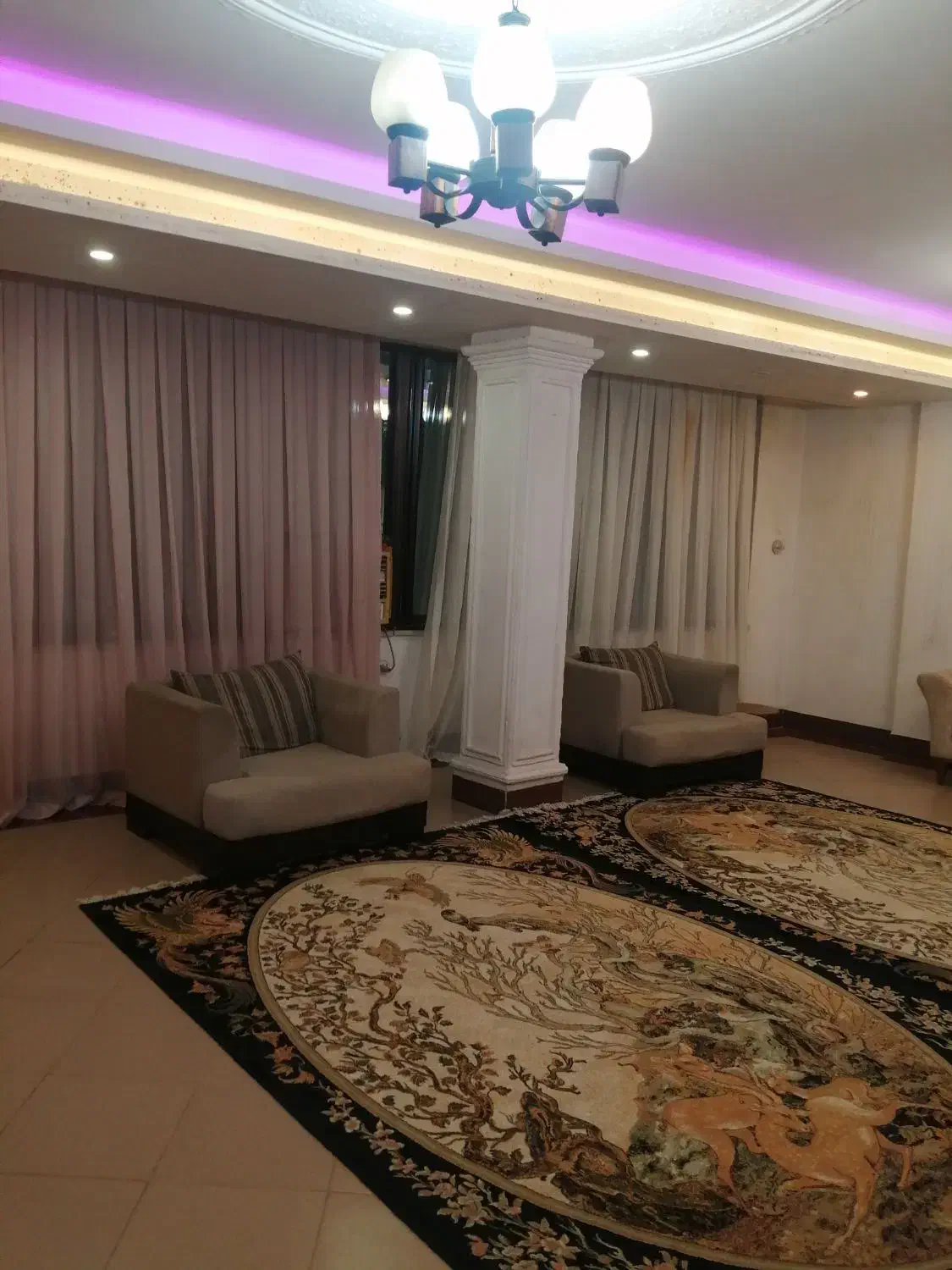 اجاره واحد دو خوابه داخل شهر لاهیجان|اجارهٔ کوتاهمدت آپارتمان و سوئیت|لاهیجان, طالقانی|دیوار