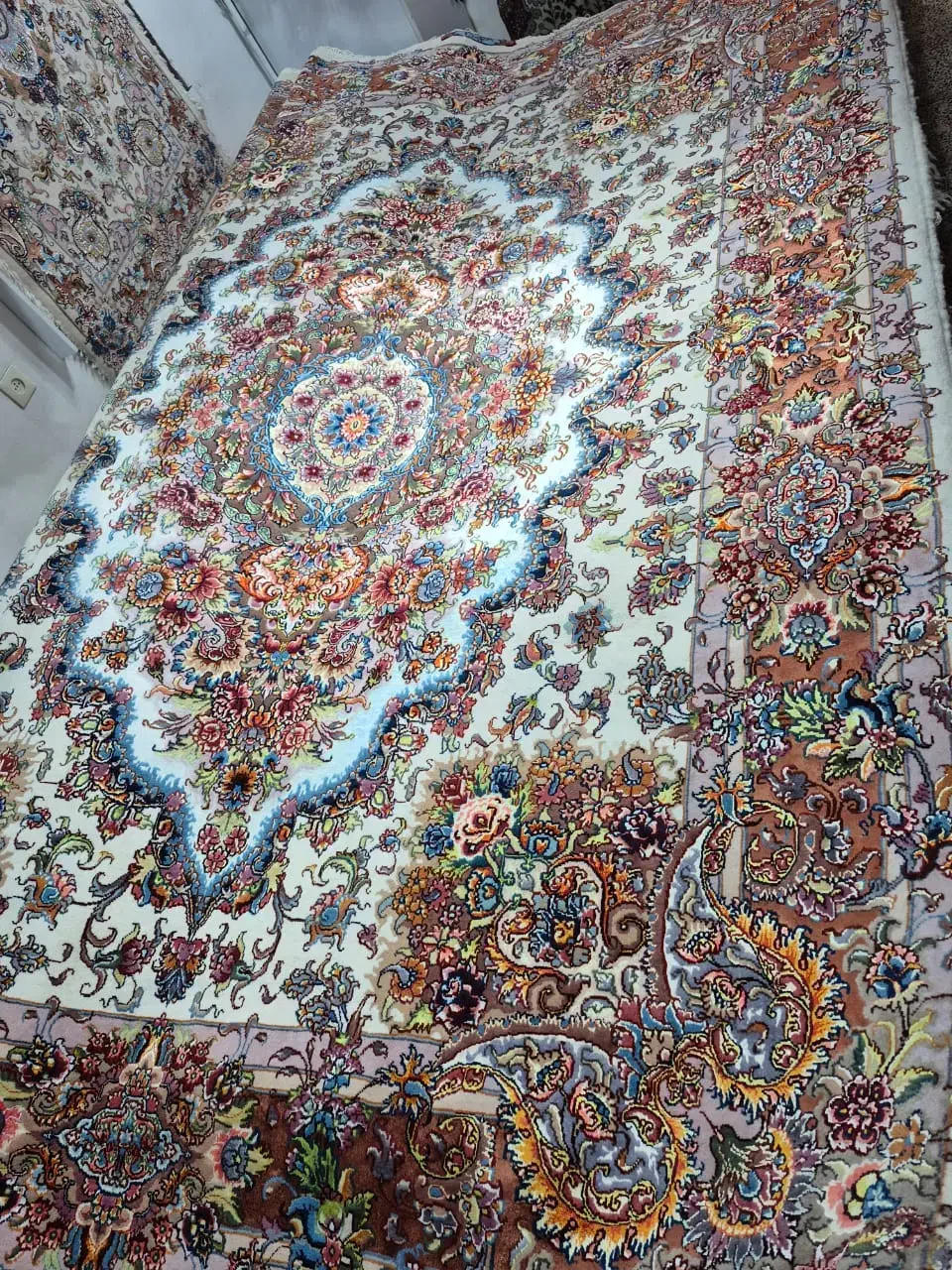 تک نه متری طرح خطیبی|فرش|آذرشهر, |دیوار