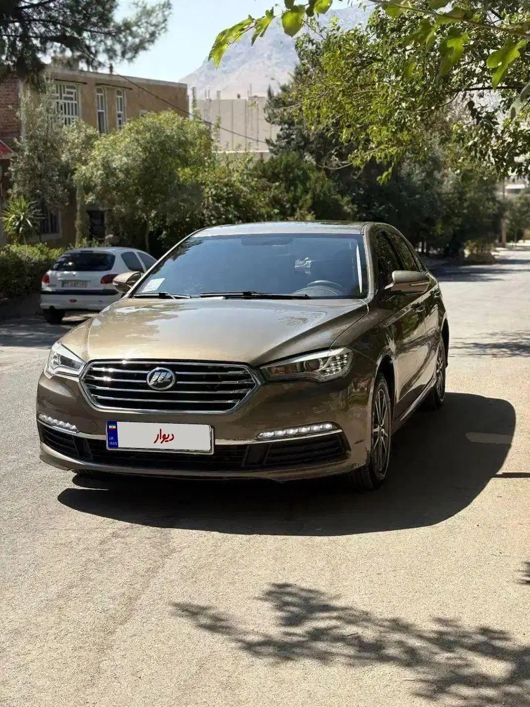 لیفان ۸۲۰ مدل ۹۷ استثنایی|خودرو سواری و وانت|خرم‌آباد, |دیوار