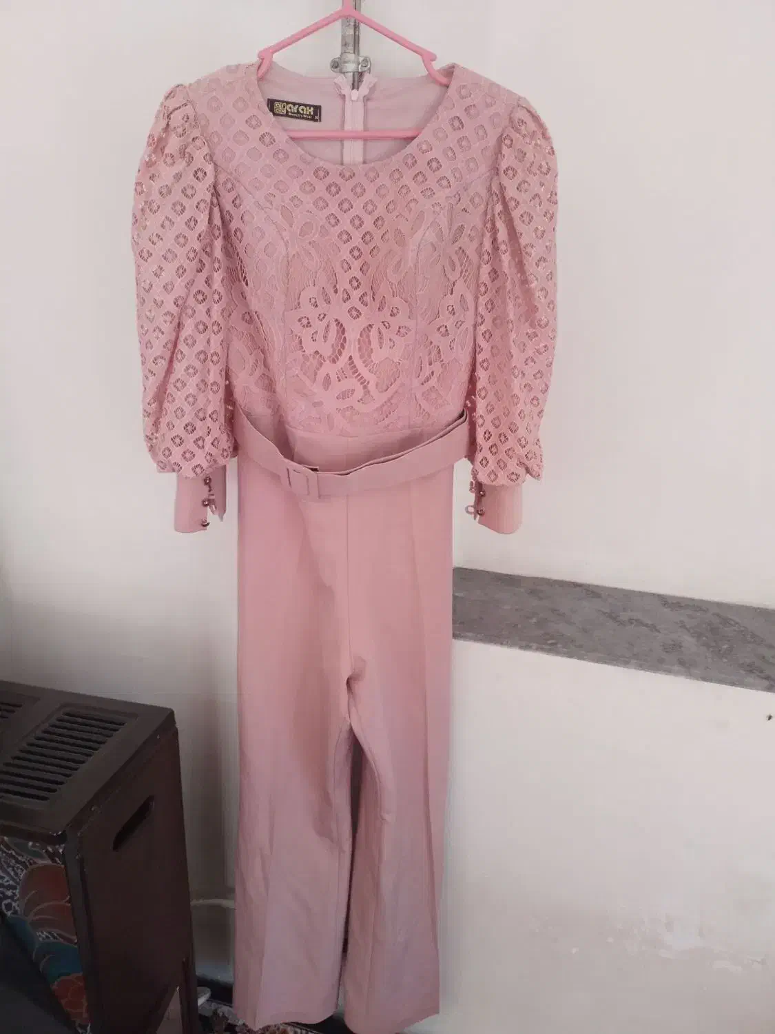 لباس مجلسی|لباس|اهر, |دیوار