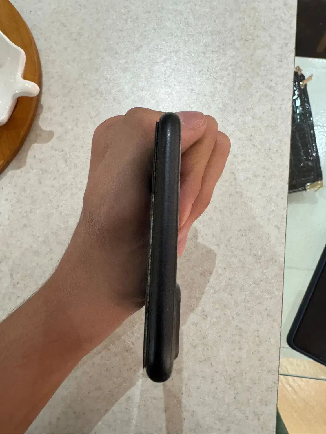 یک عدد آیفون ۷ پلاس|موبایل|اسلام‌شهر, شهرک مفیدی|دیوار