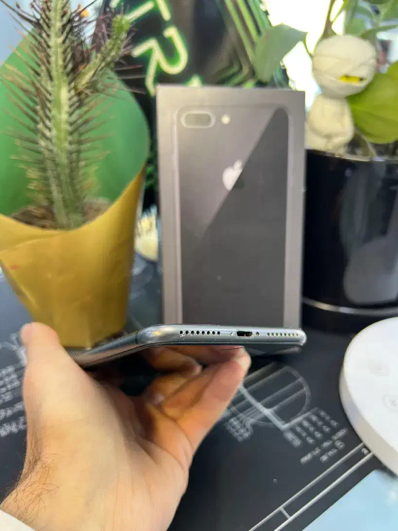 ایفون 8Plus|موبایل|کرج, گوهردشت|دیوار