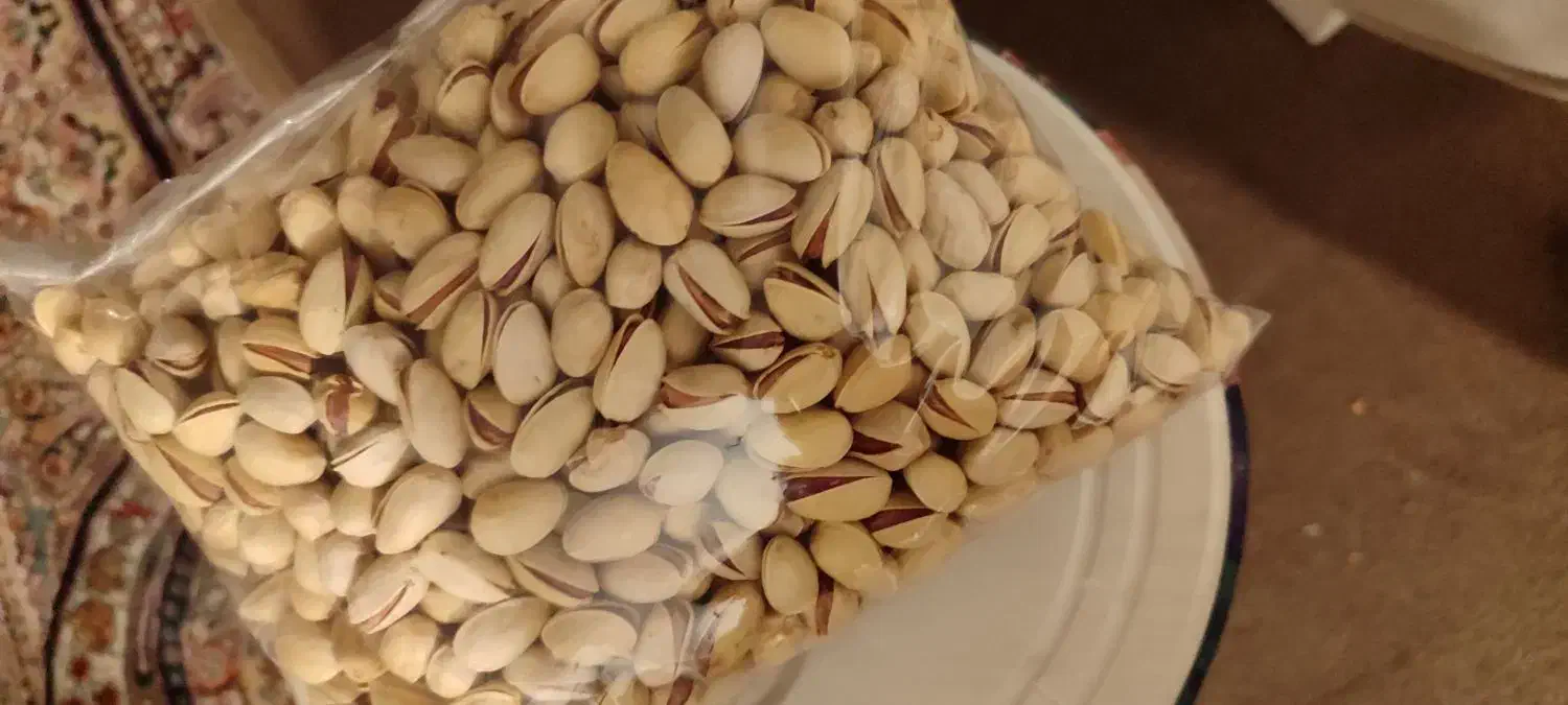 پسته امسالی چند کیلو بیشتر نمونده|خوردنی و آشامیدنی|قم, شهرک مهدیه|دیوار