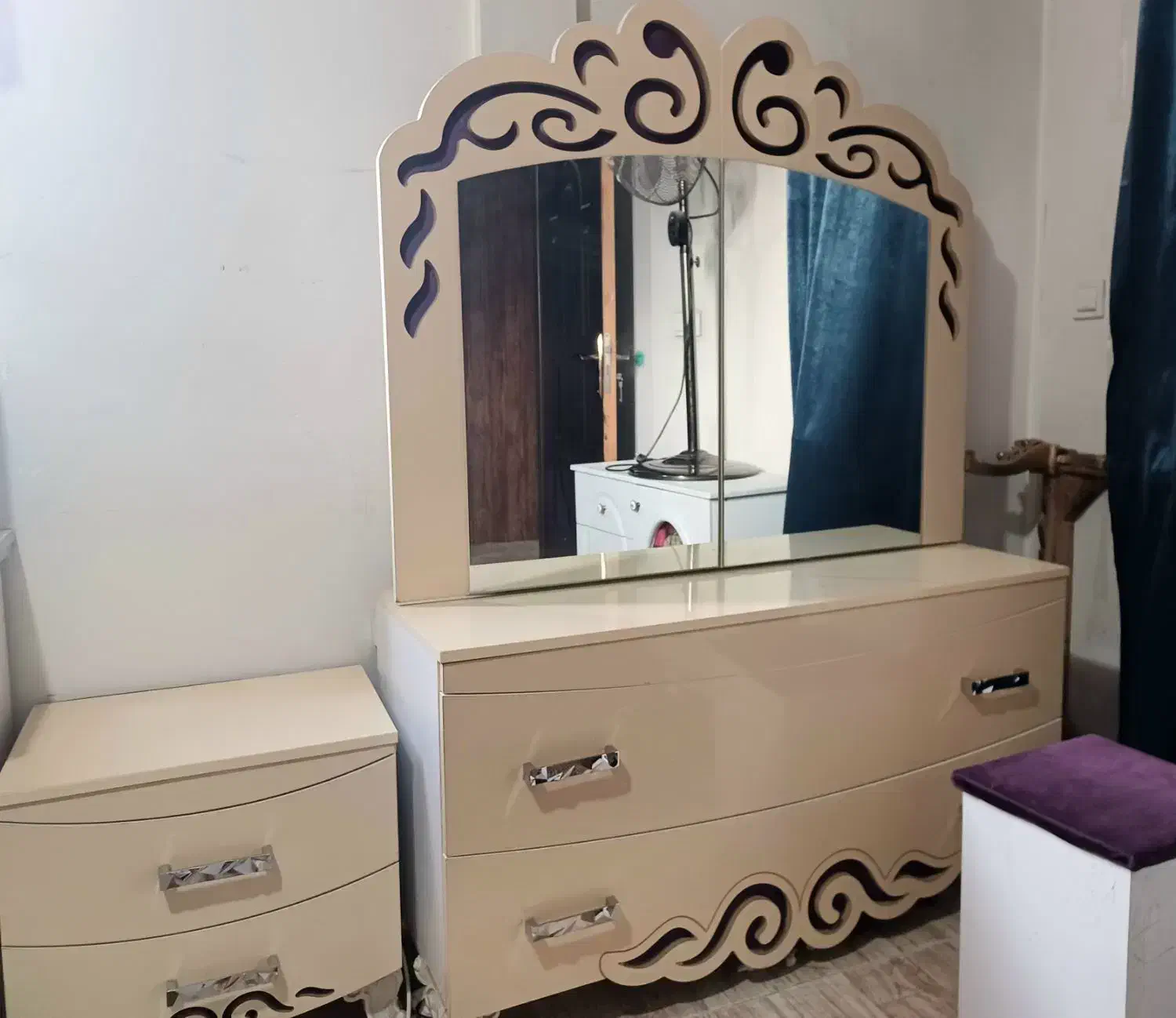 سرویس خواب کامل چوب و پاتختی|تخت و سرویس خواب|مشهد, هفده شهریور|دیوار