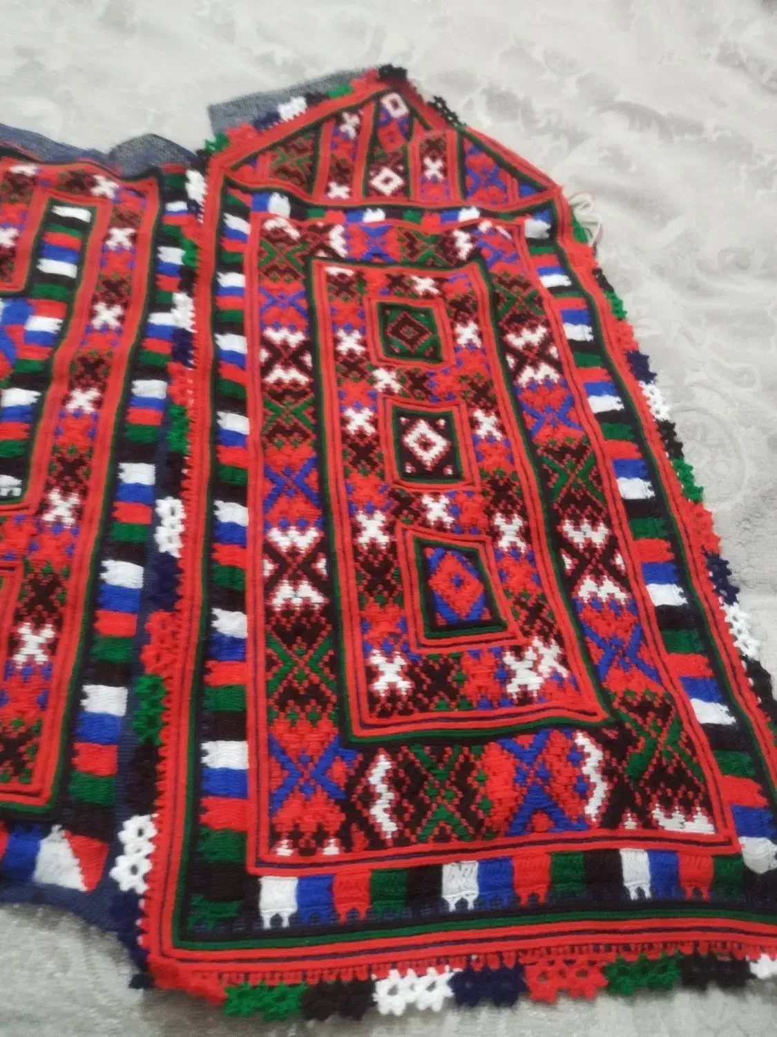 فروشی|لباس|سراوان, |دیوار