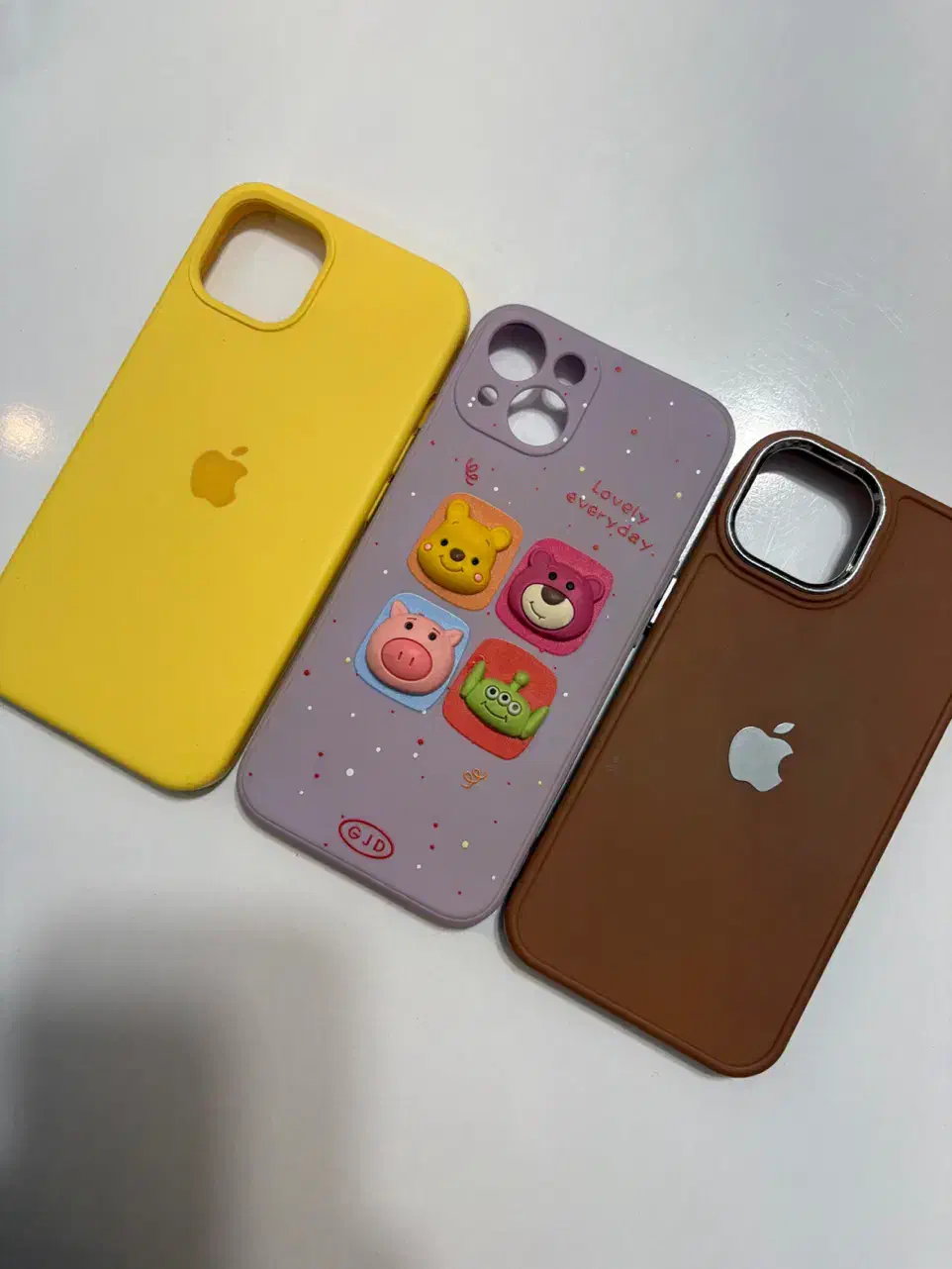 قاب ایفون سیزده تمیز و نو|لوازم جانبی موبایل و تبلت|اصفهان, بهارستان|دیوار