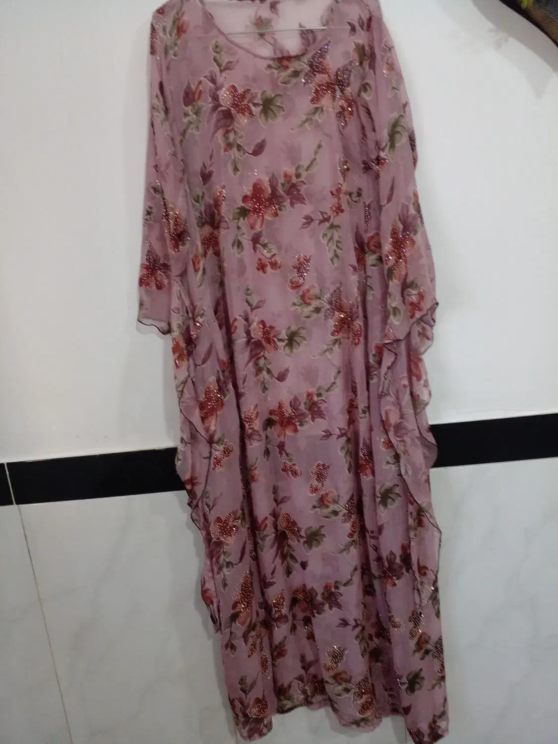 کراس کردی|لباس|جوانرود, |دیوار