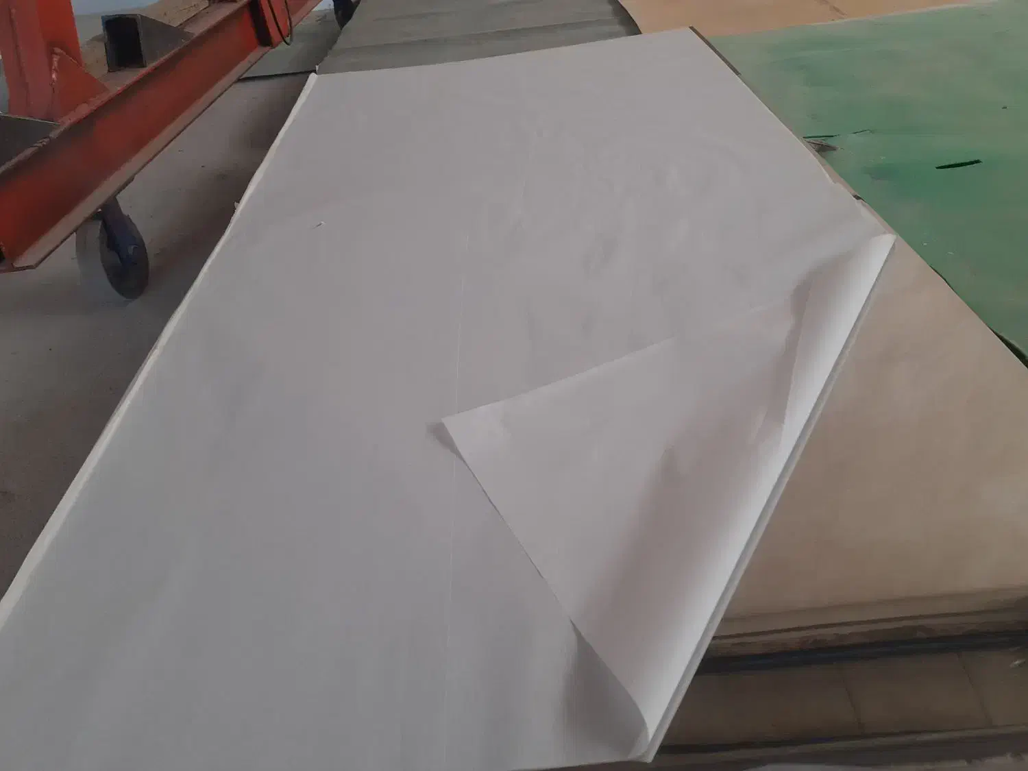 کاغذ۱۰۰×۲۰۰سفید|لوازم التحریر|مشهد, بهار|دیوار