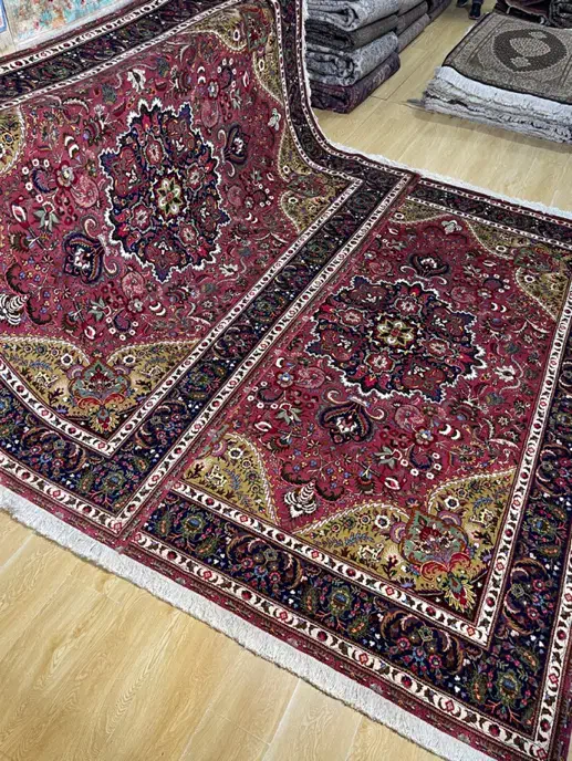 فرش جفت ۶ متری تبریز زمینه سرخابی|فرش|تهران, سلسبیل شمالی|دیوار