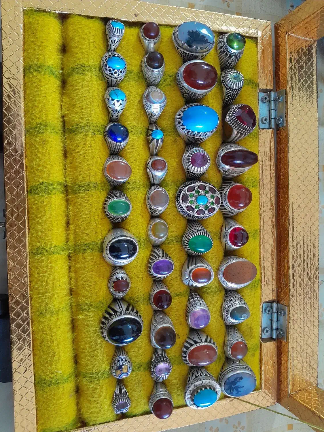 سلام همه قدیمی وکمیاب به ضمانت مسافر هستم|جواهرات|نیشابور, هفده شهریور|دیوار