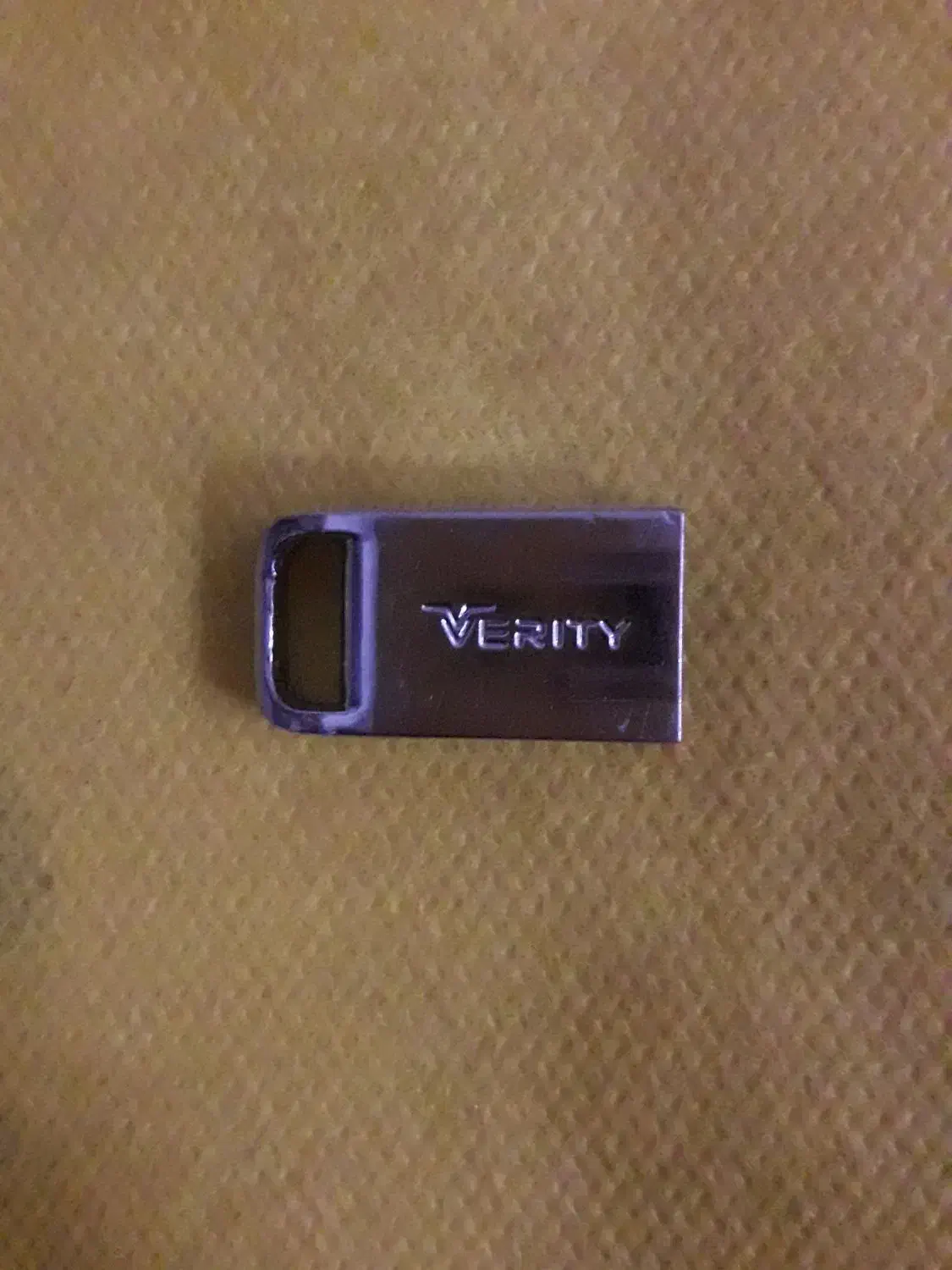 فلش ۶۴ گیگ و ۳۲ گیگ|لوازم جانبی موبایل و تبلت|قم, تولید دارو و یخچال|دیوار