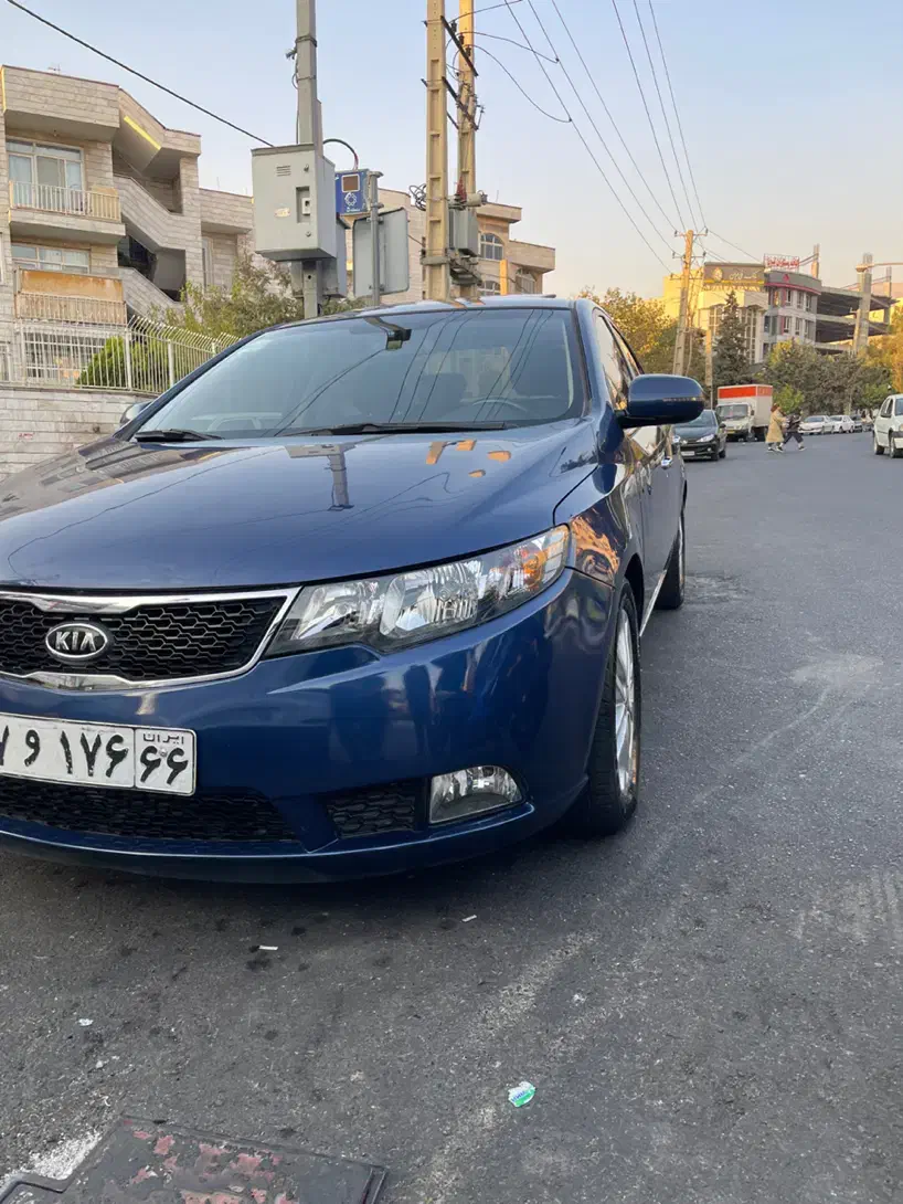 سراتو مدل ۹۷بدون رنگ کم کار|خودرو سواری و وانت|تهران, فردوس|دیوار